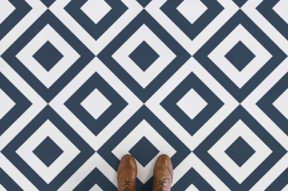 argyle-diamond-pattern-flooring-blue-feet-vinyl-flooring