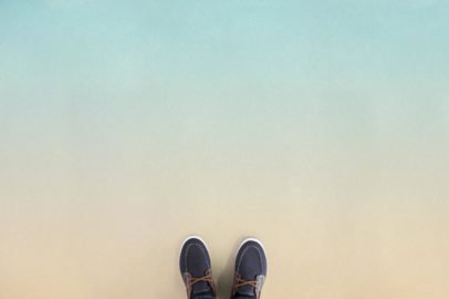 aurora-ombre-vinyl-flooring-multicolour-feet