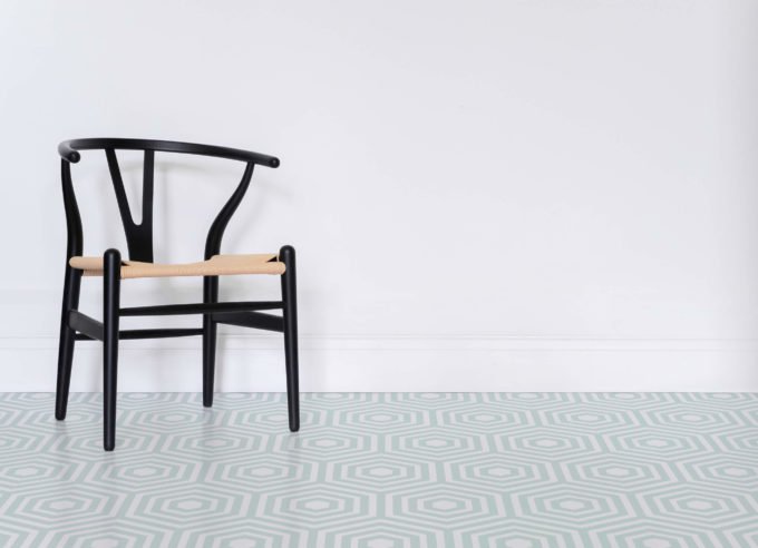 beehive-hexagon-pattern-flooring-green-room-vinyl-flooring
