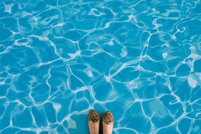 pool-i-water-effect-flooring-blue-feet-vinyl-flooring