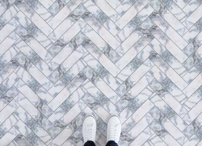 azzurro-stone-light-blue-feet-vinyl-flooring