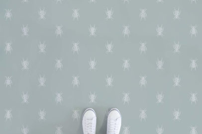 bug-motif-green-feet-vinyl-flooring