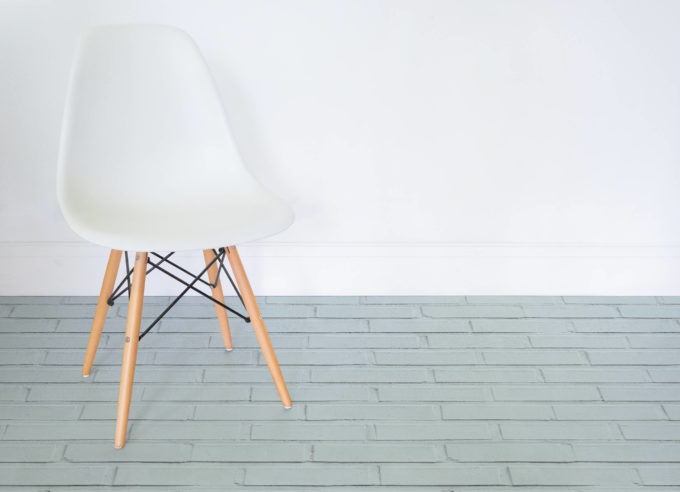 marine-stone-vinyl-flooring-light-blue-room
